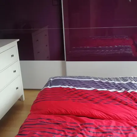 Grosszuegige Sehr Ruhig Appartement