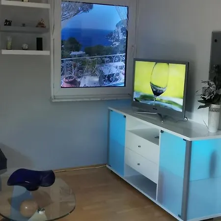 Grosszuegige Sehr Ruhig *