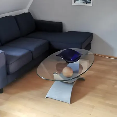 Grosszuegige Sehr Ruhig *