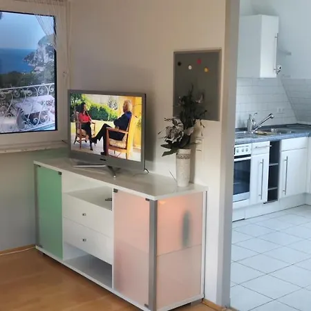 Grosszuegige Sehr Ruhig Appartement