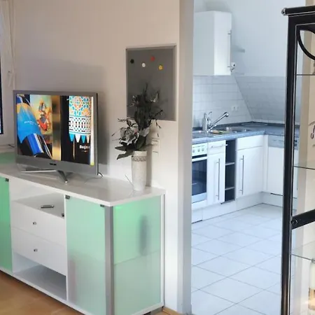 Grosszuegige Sehr Ruhig Apartament